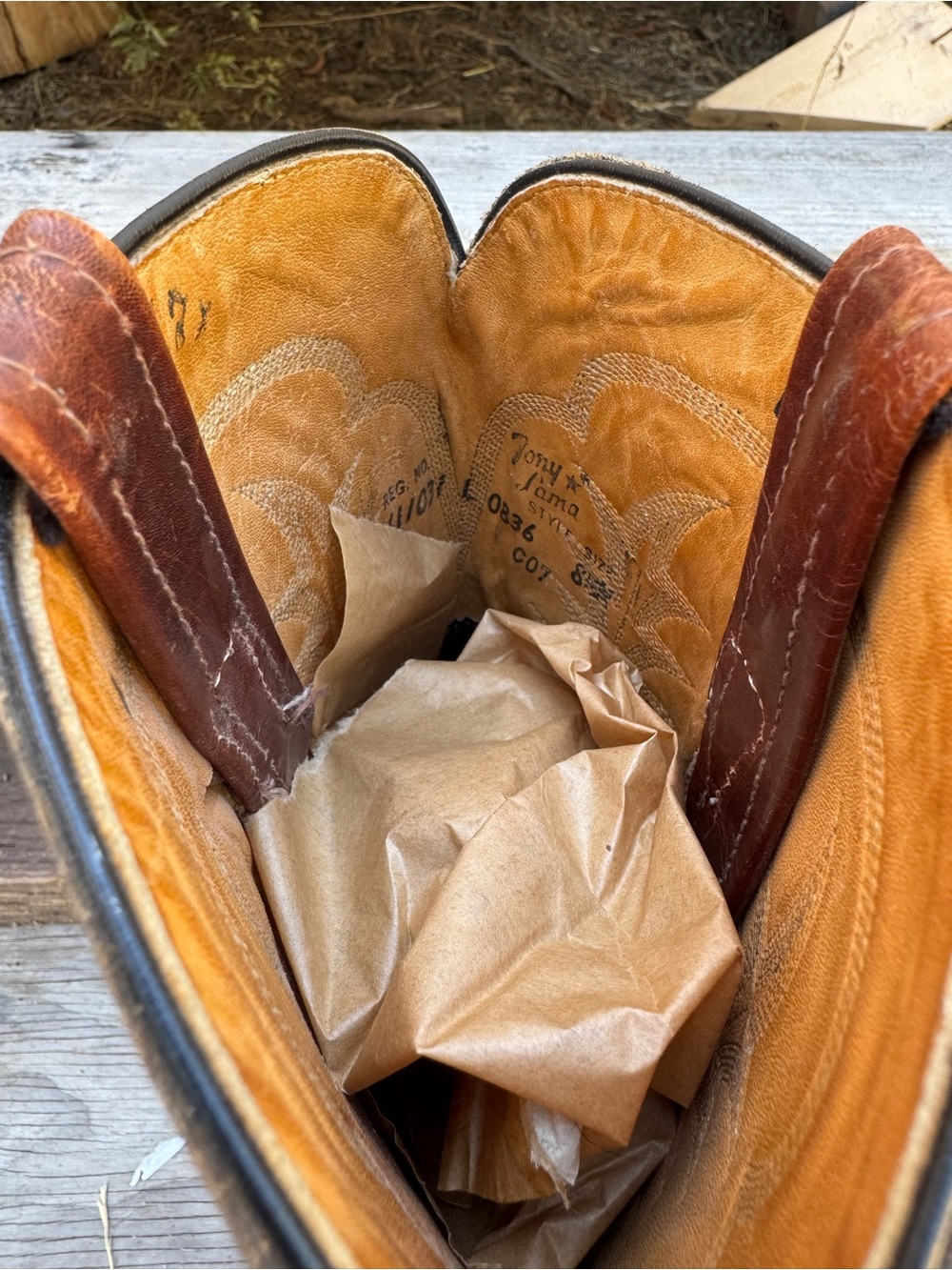 Vintage Tony Lama Brown Leather Western Cowboy Boots with Black Toe - Picture 7 of 9
